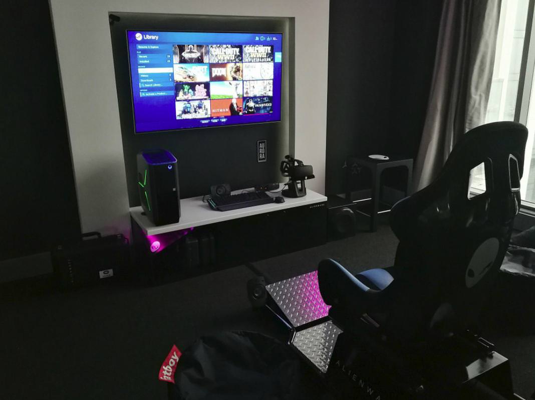 Alienware Hotel Room Is A Gamer S Paradise In Panama