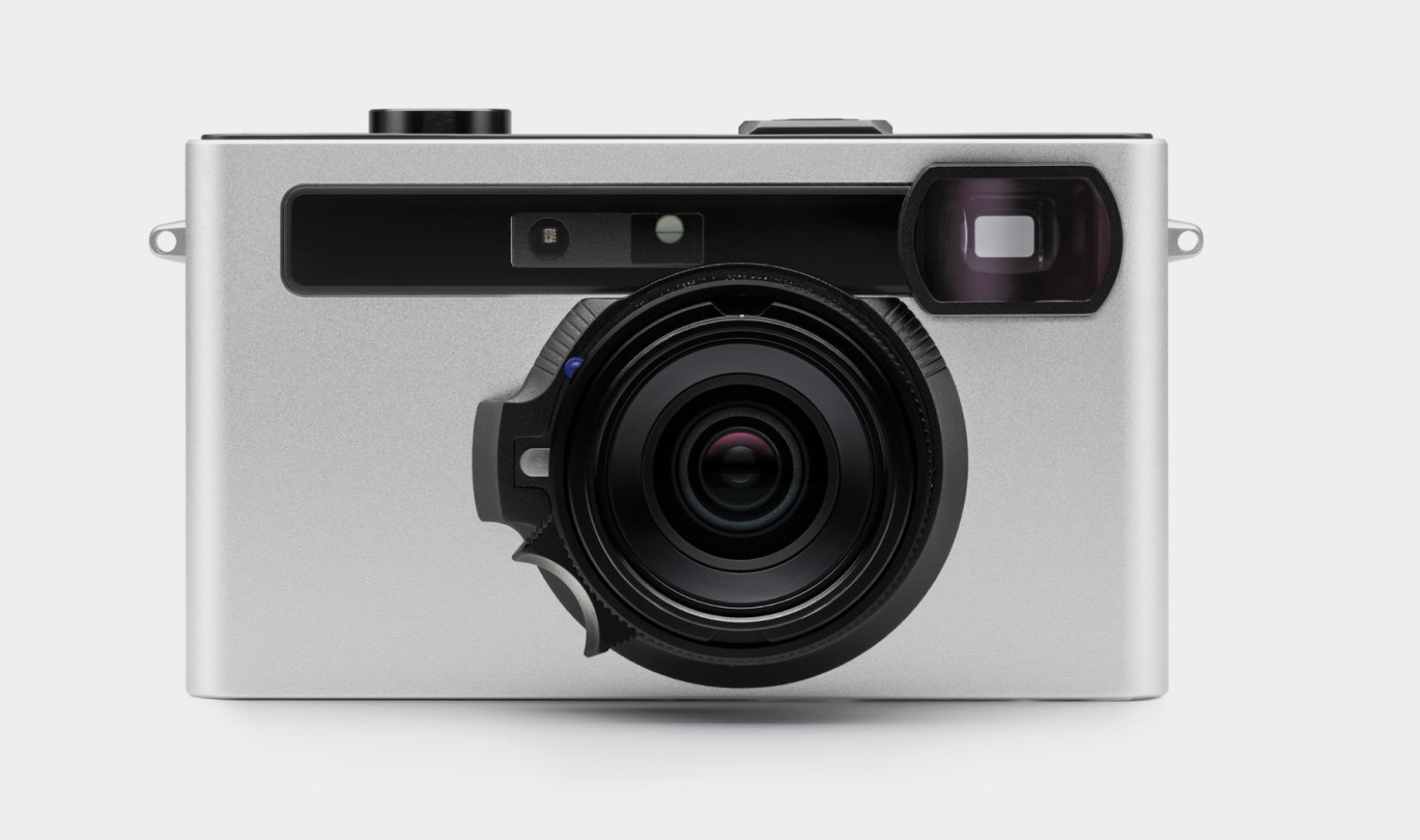 the pixii rangefinder features no lcd screen and no memory card