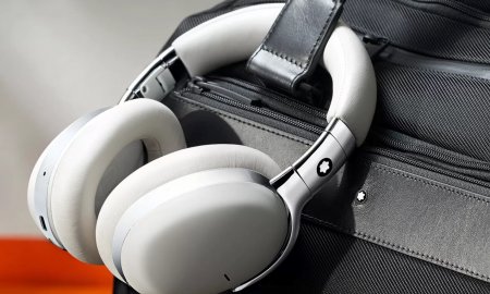 armani exchange headphones