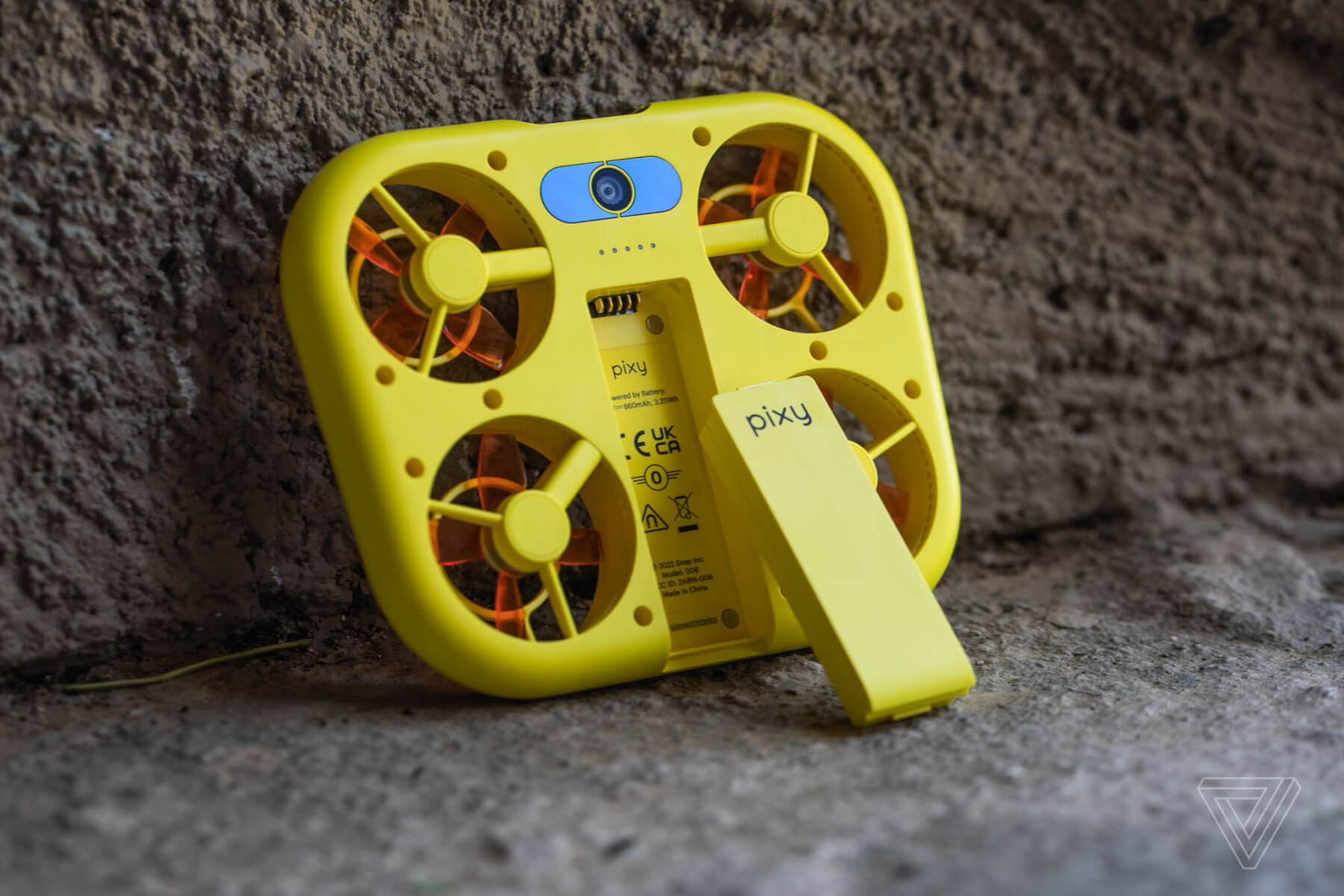 Snapchat Introduces its Pixy Drone Camera