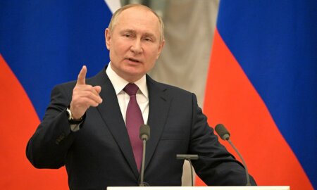 Vladimir_Putin_press_conference_(2022-02-15)