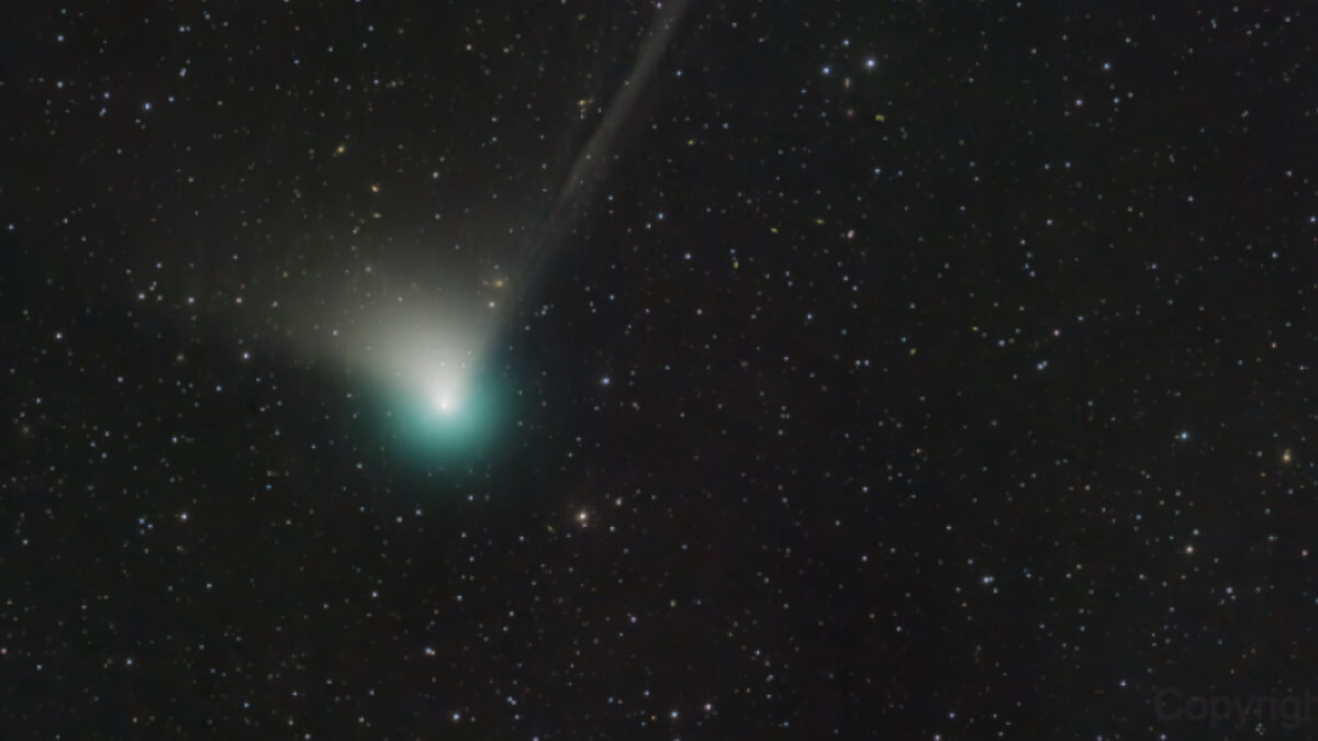 comet c2022 e3 green glow