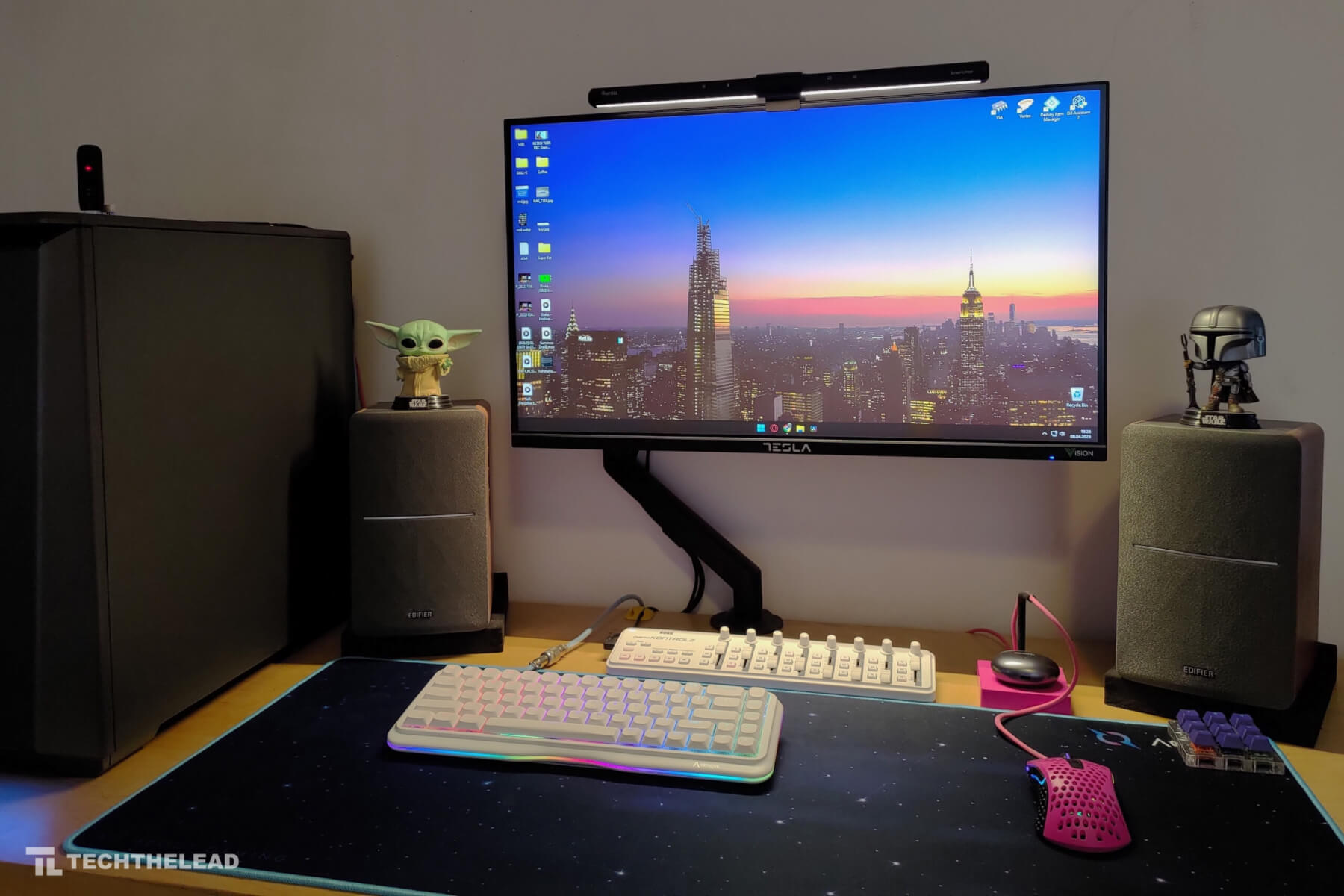 kemove k68  Desktop Setup