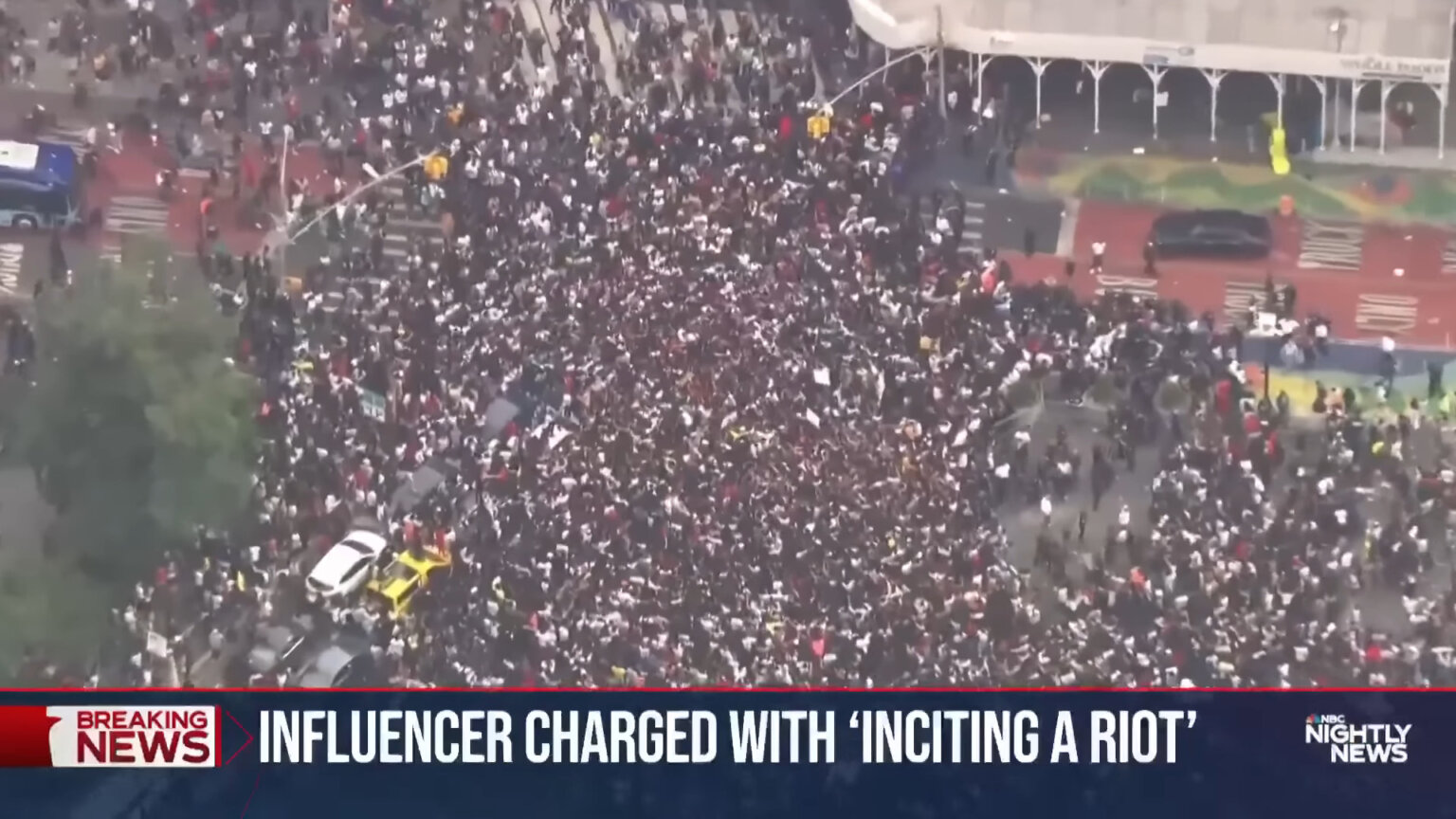 Streamer Riot New York Twitch Streamer Arrested for Inciting A Riot After They Promised ...